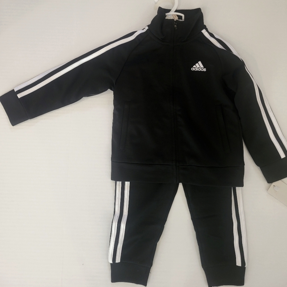 Adidas 2 piece toddler set - 2T